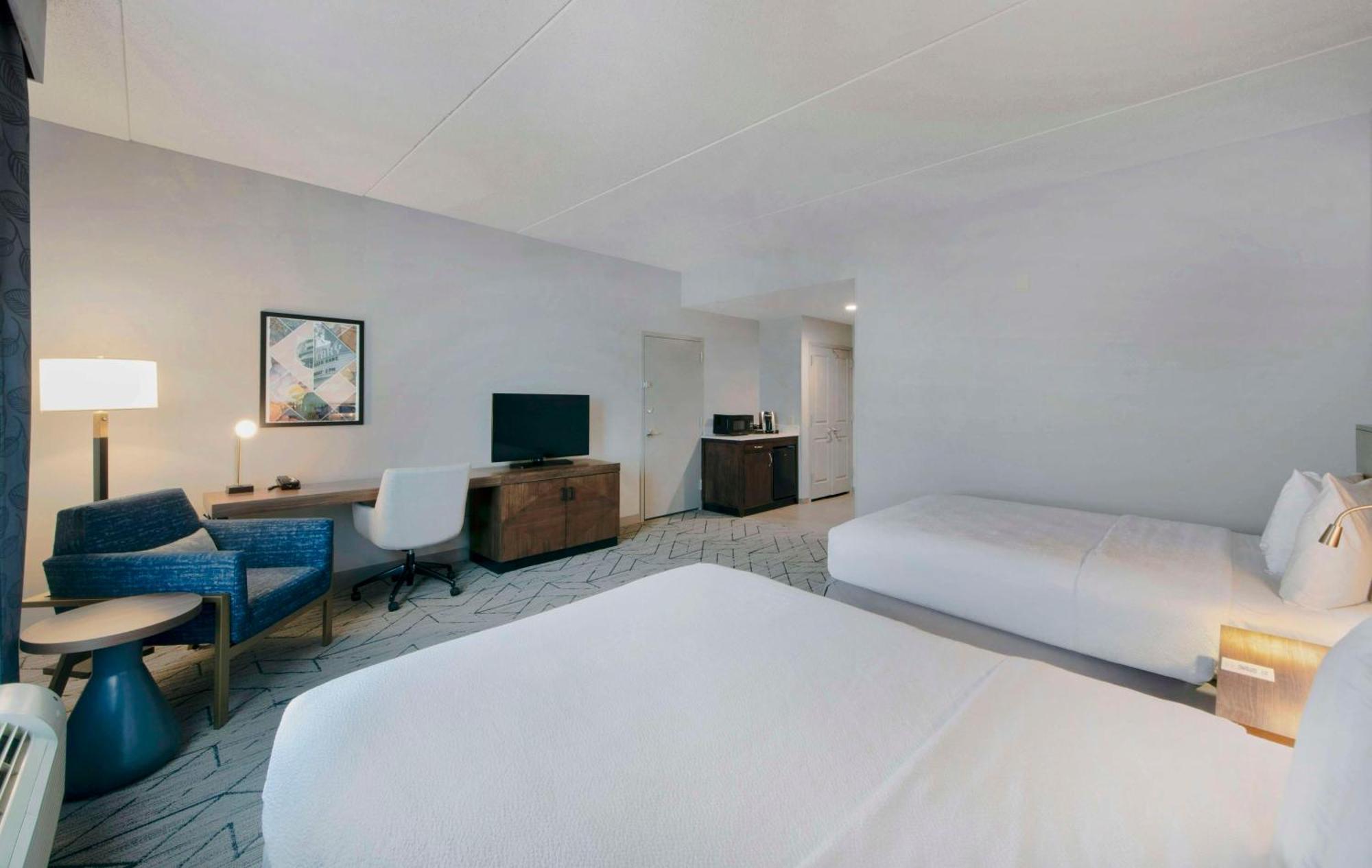 Hilton Garden Inn Raleigh Cary Kültér fotó
