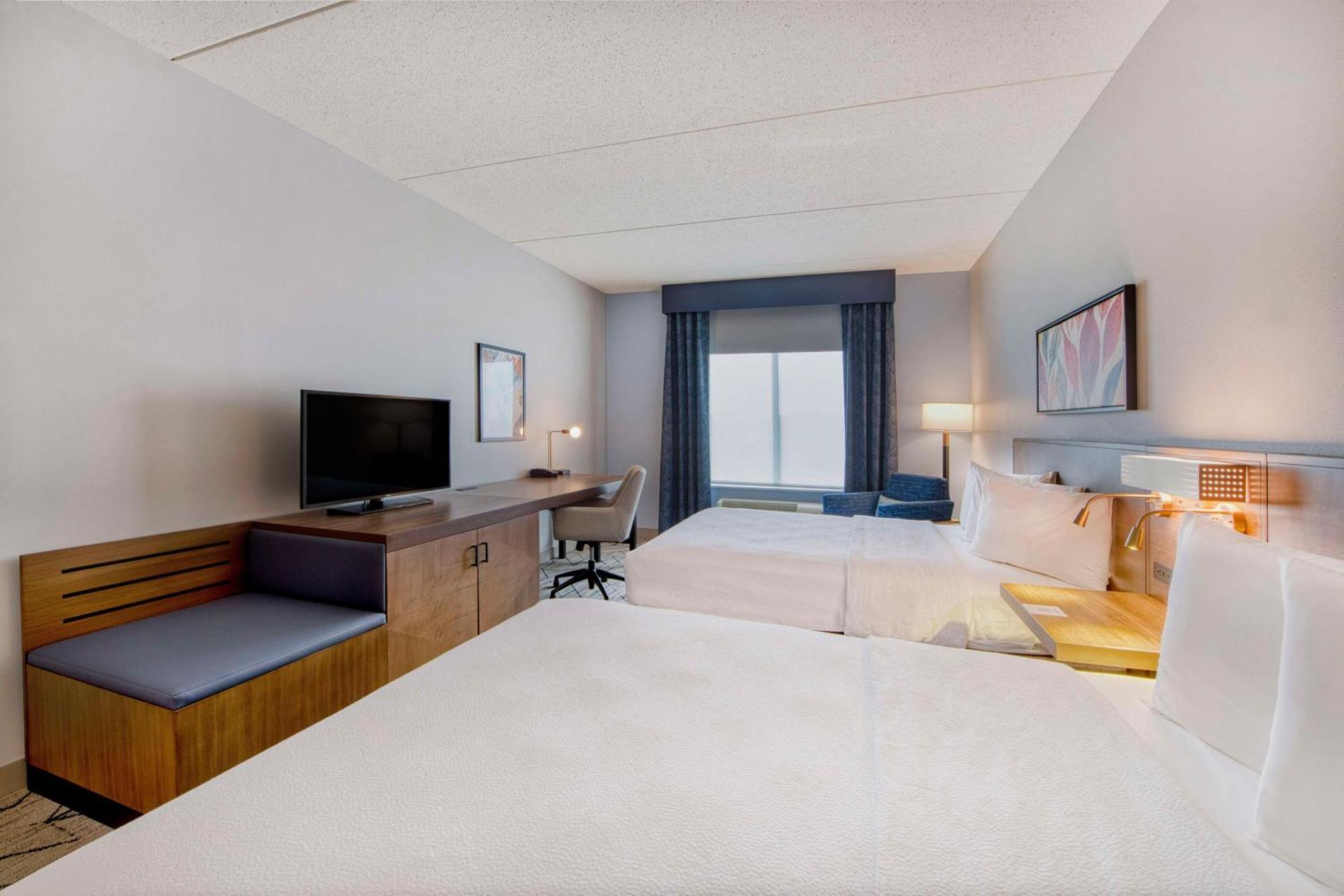 Hilton Garden Inn Raleigh Cary Kültér fotó